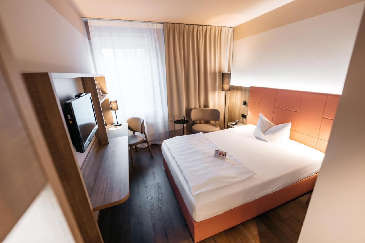 City Park Hotel Frankfurt  Extérieur photo