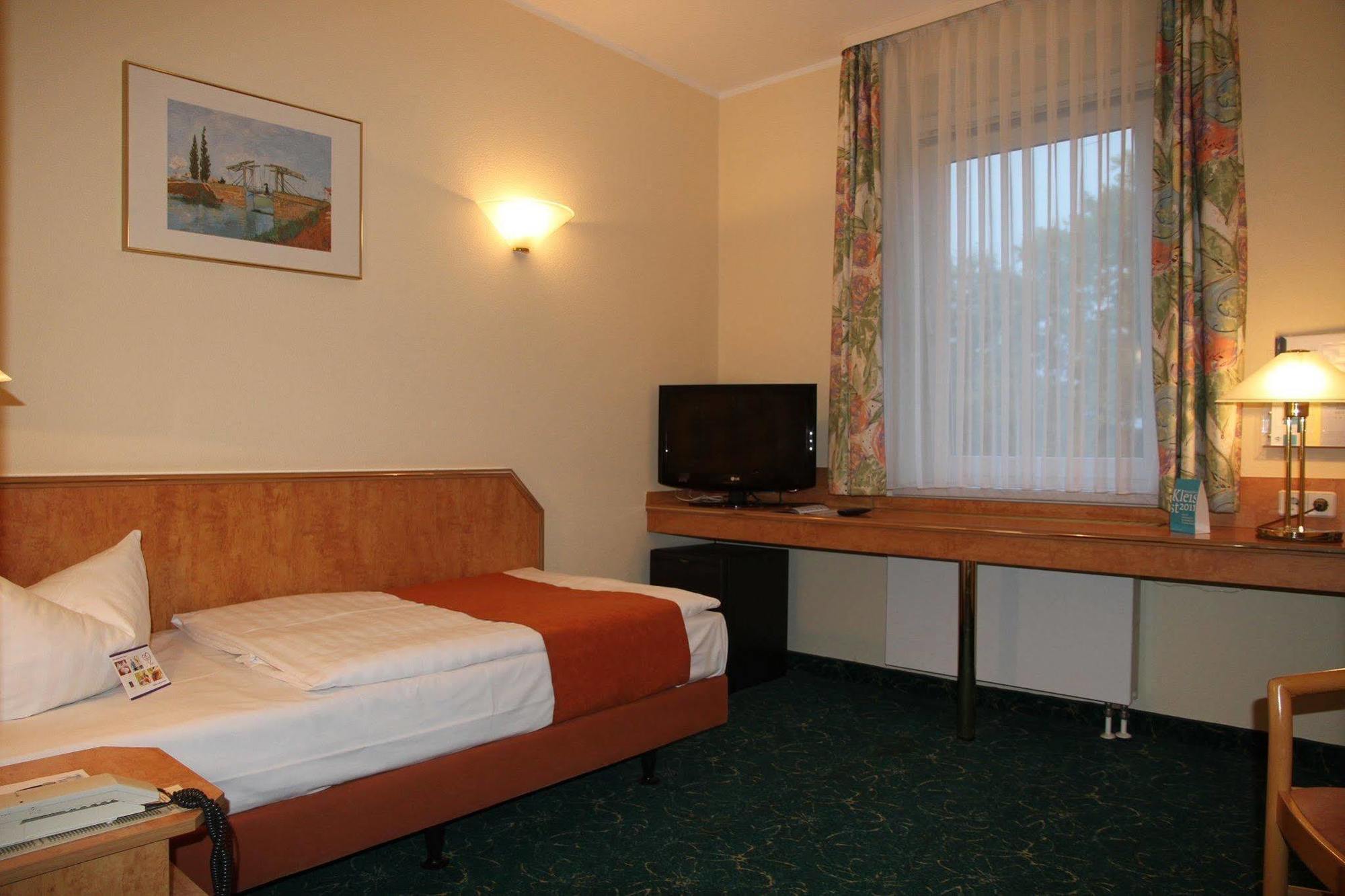 City Park Hotel Frankfurt  Extérieur photo